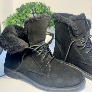 UGG Black Suede Boots with Fur Lining